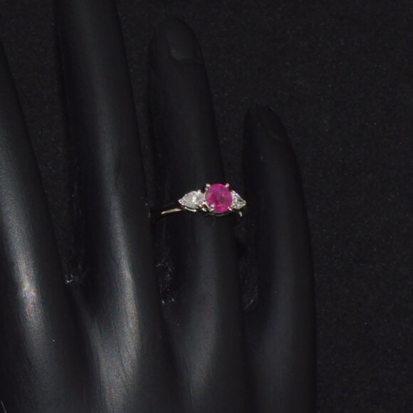 Authentic Tiffany & Co. Natural 1.15Cts Diamond Ruby Platinum Engagement Ring - Picture 4 of 12